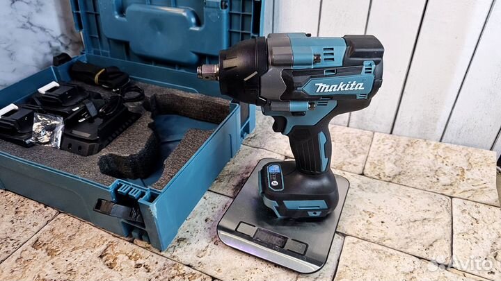 Гайковерт makita 800