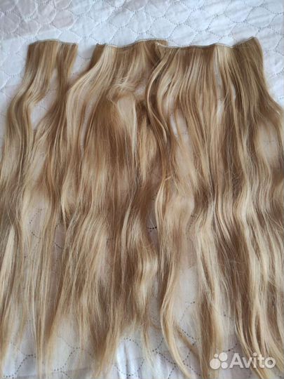 Волосы на заколках