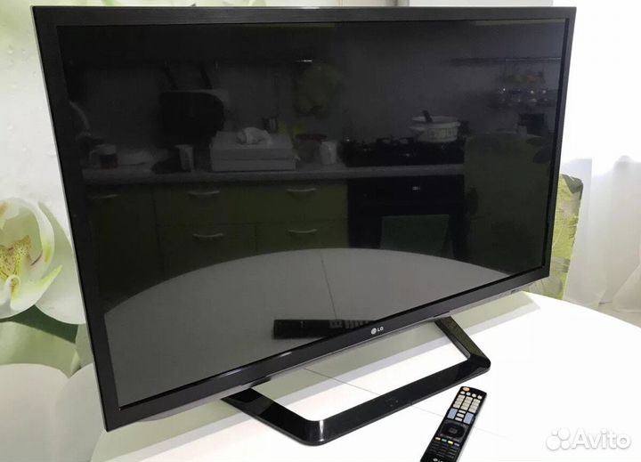 SmartTV телевизор LG 47LM620T с 3D