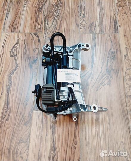 Компрессор пневмоподвески ауди ку7 4л