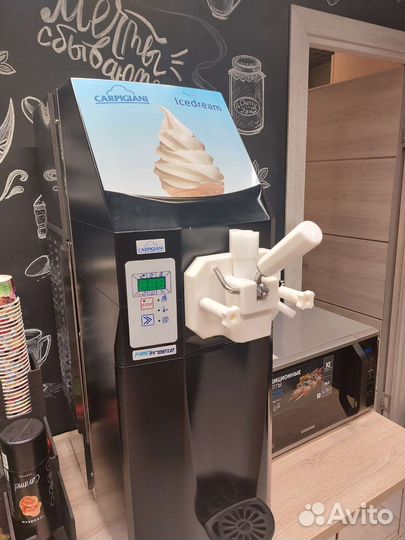 Фризер для мягкого мороженого carpigiani soft&GO