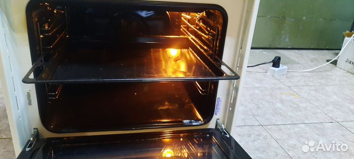 Духовой шкаф Hotpoint Ariston