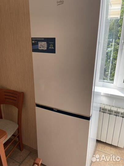 Холодильник новый