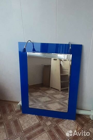 Шикарное зеркало с подсветкой 700х900