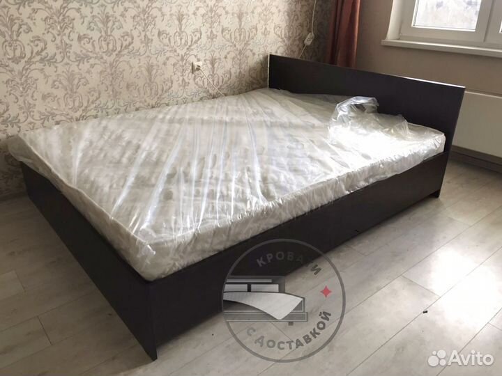 Кровать двухспальная