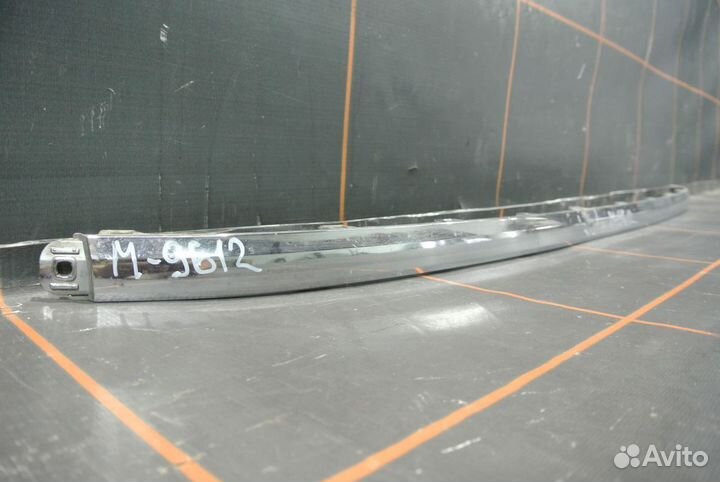 Молдинг бампера заднего - Volkswagen Touareg