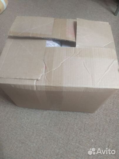 Коробка вещей на девочку. На брони