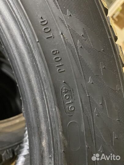 Nokian Tyres Hakkapeliitta 9 SUV 285/45 R21 113T