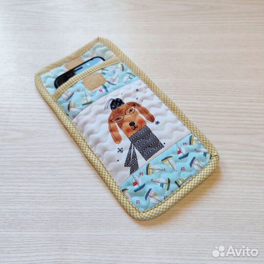 Чехол для телефона из хлопка Собака на прогулке