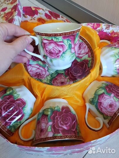 Чайный сервиз на 6 персон в коробке