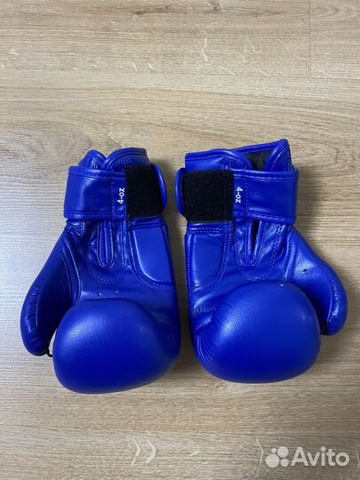 Боксерские перчатки