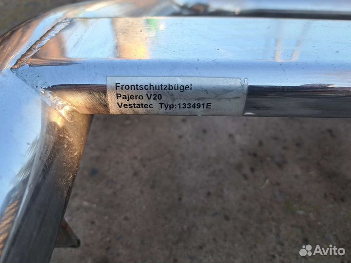 Кенгурятник и трубы хром на pajero 2