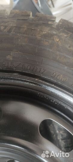 Продам колеса 215/60R17 липучка Yokohama