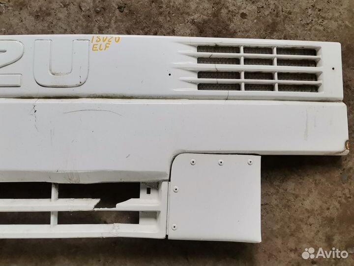Капот Решетка радиатора Isuzu ELF NHR55 NKR58