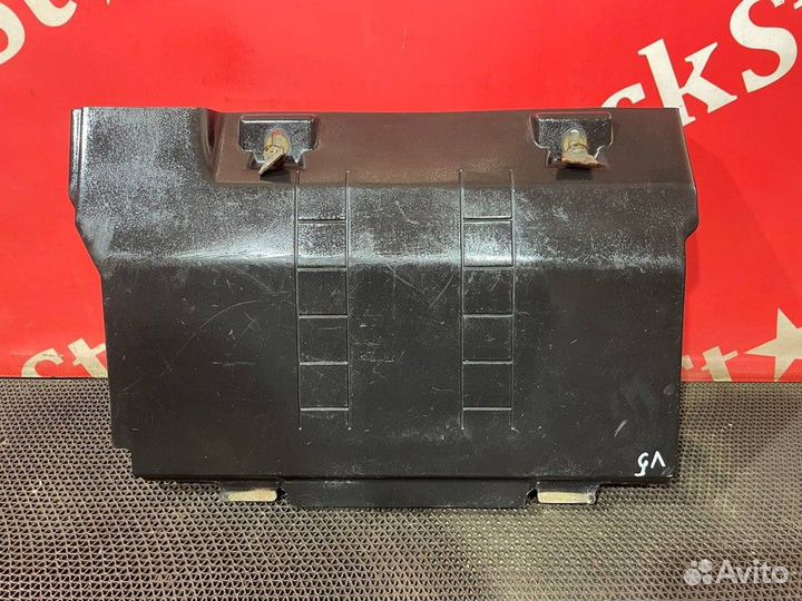 Крышка ящика акб верхняя