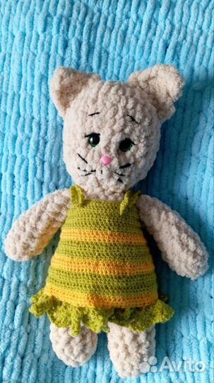 Котик вязаный плюшевый мягкая игрушка
