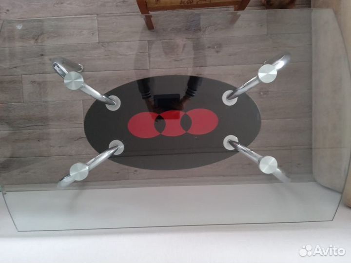 Кухонный стол