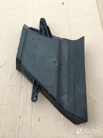 Воздухозаборник капота Audi A4 B8 8K