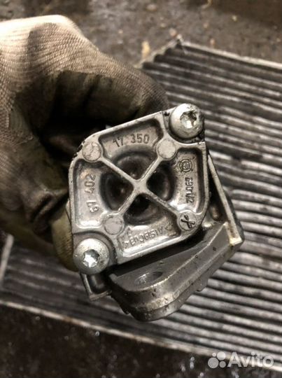 Масляный термостат BMW 5 F10 N55B30 7573051