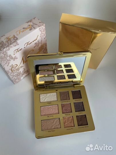 Too faced natural eyes палетка теней для век