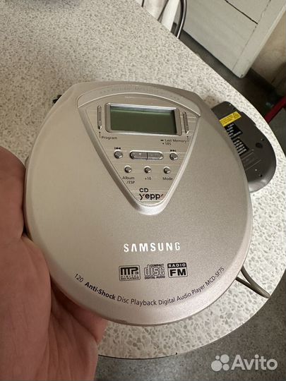 Плеер Samsung MP3, Sony CD