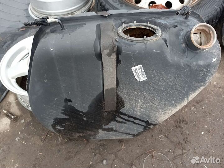Бак топливный в сборе на Ваз 2107 инжектор