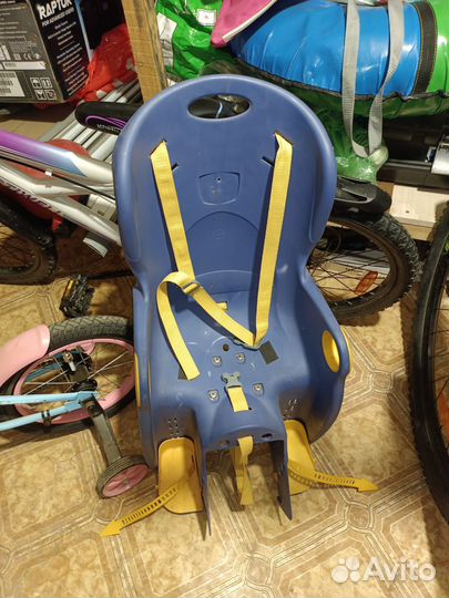 Детское кресло на велосипед