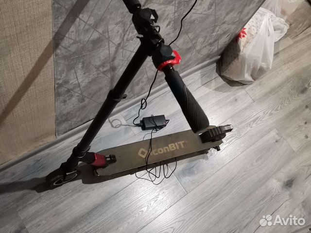 Самокат iconbit