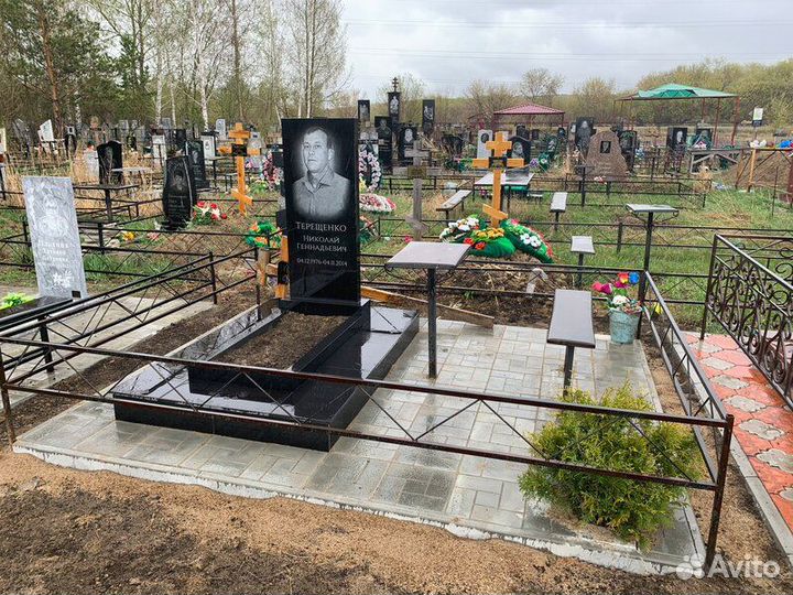 Памятники мраморные,гранитные под ключ