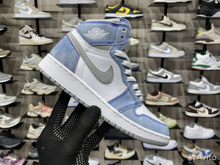 Кроссовки Nike Air Jordan 1 High
