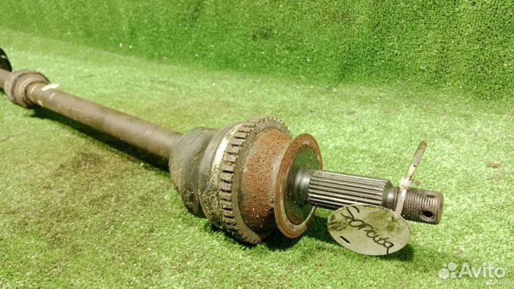 Привод правый Hyundai Sonata 1988-1993