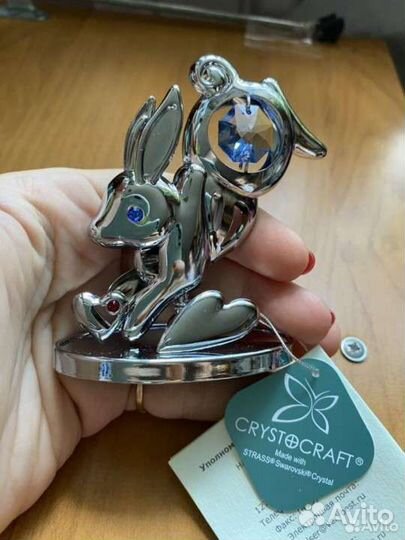 Фигурка с кристаллами Swarowski