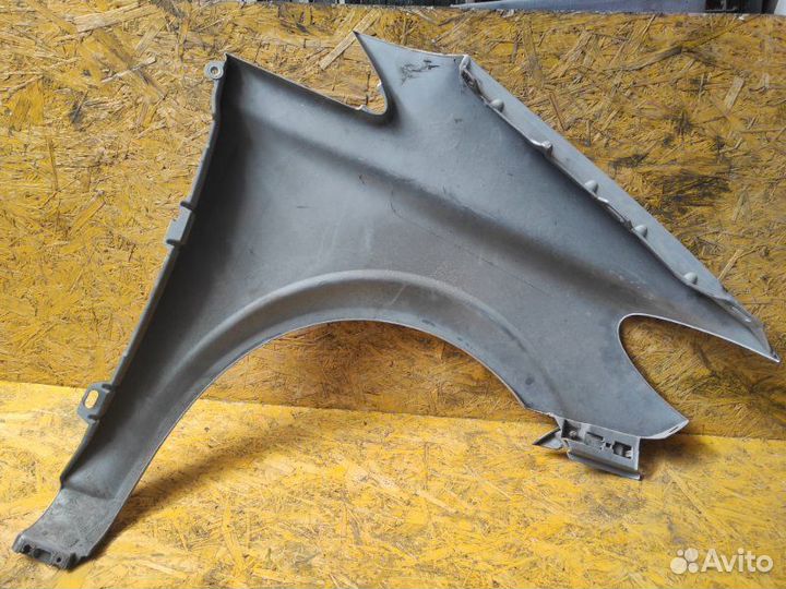Крыло для левое Mercedes Vito W639 2.2 OM646 2005
