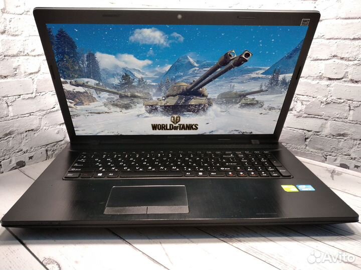 Мощный lenovo 17 Дюйма с SSD + i7 + Nvidia 2GB