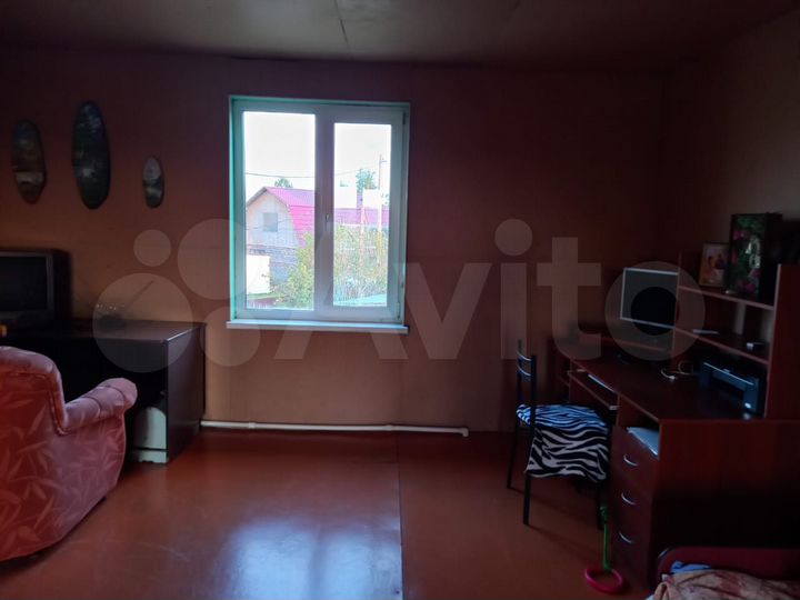 Дом 110 м² на участке 5 сот.