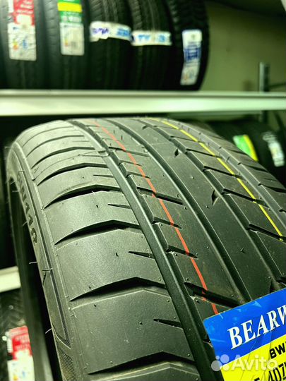 Bearway BW118 295/45 R20 122U