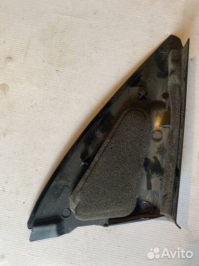 Крышка зеркала внутренняя левая