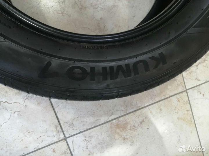 Kumho Crugen HT51 235/60 R18