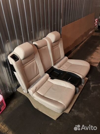 Задний диван с баром BMW X6 e71