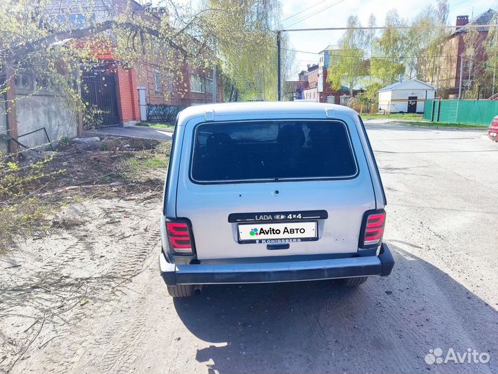 LADA 4x4 (Нива) 1.7 МТ, 2004, 135 000 км