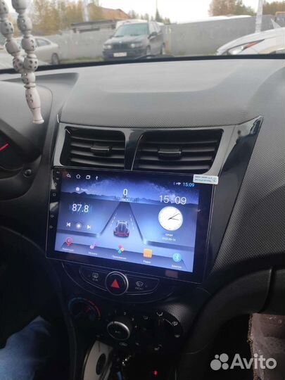 Магнитола на hyundai solaris 1