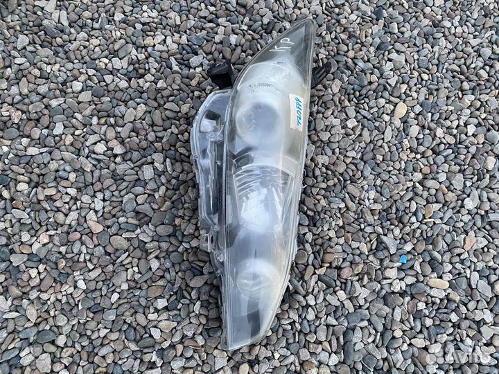 Фара wish zge правая в Красноярске