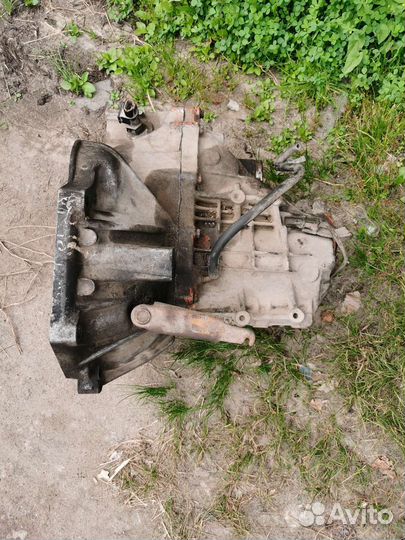 МКПП Нисан П10-П11. Мотор 2.0