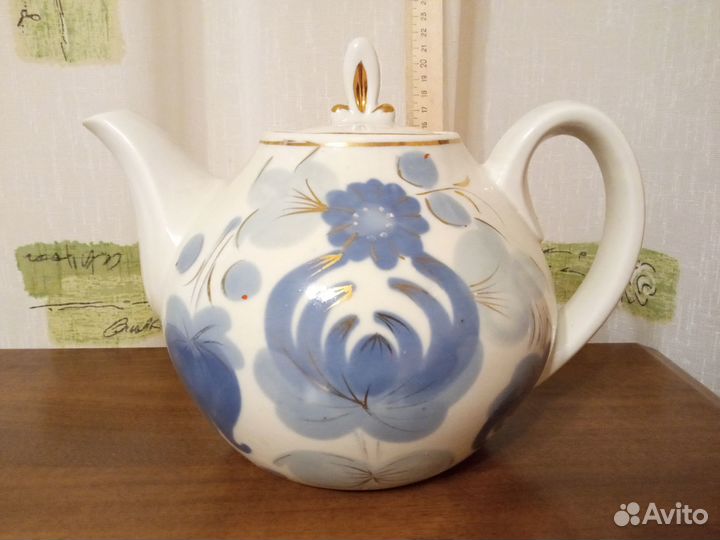 Фарфоровый большой доливной чайник 3 л СССР
