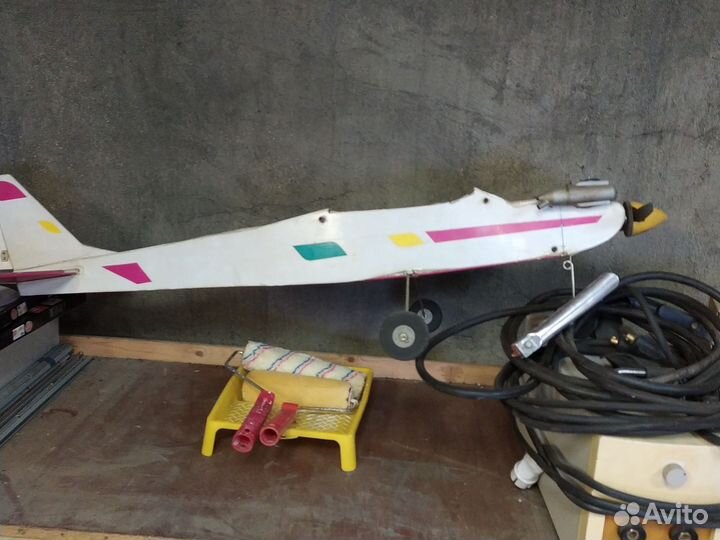 Радиоуправляемый самолет