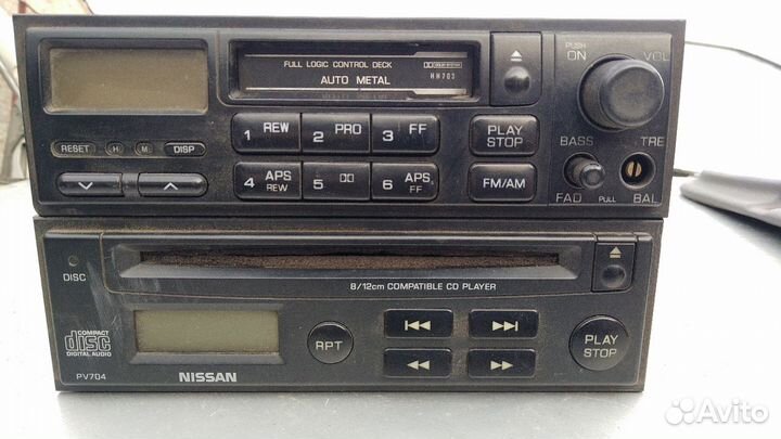Магнитофон Nissan