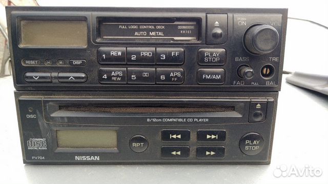 Магнитофон Nissan