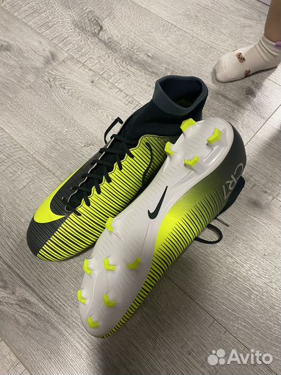 Футбольные бутсы nike mercurial