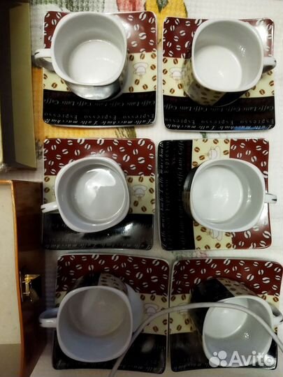 Кофейный набор чашечки с блюдечками