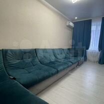 2-к. квартира, 60 м², 1/3 эт.